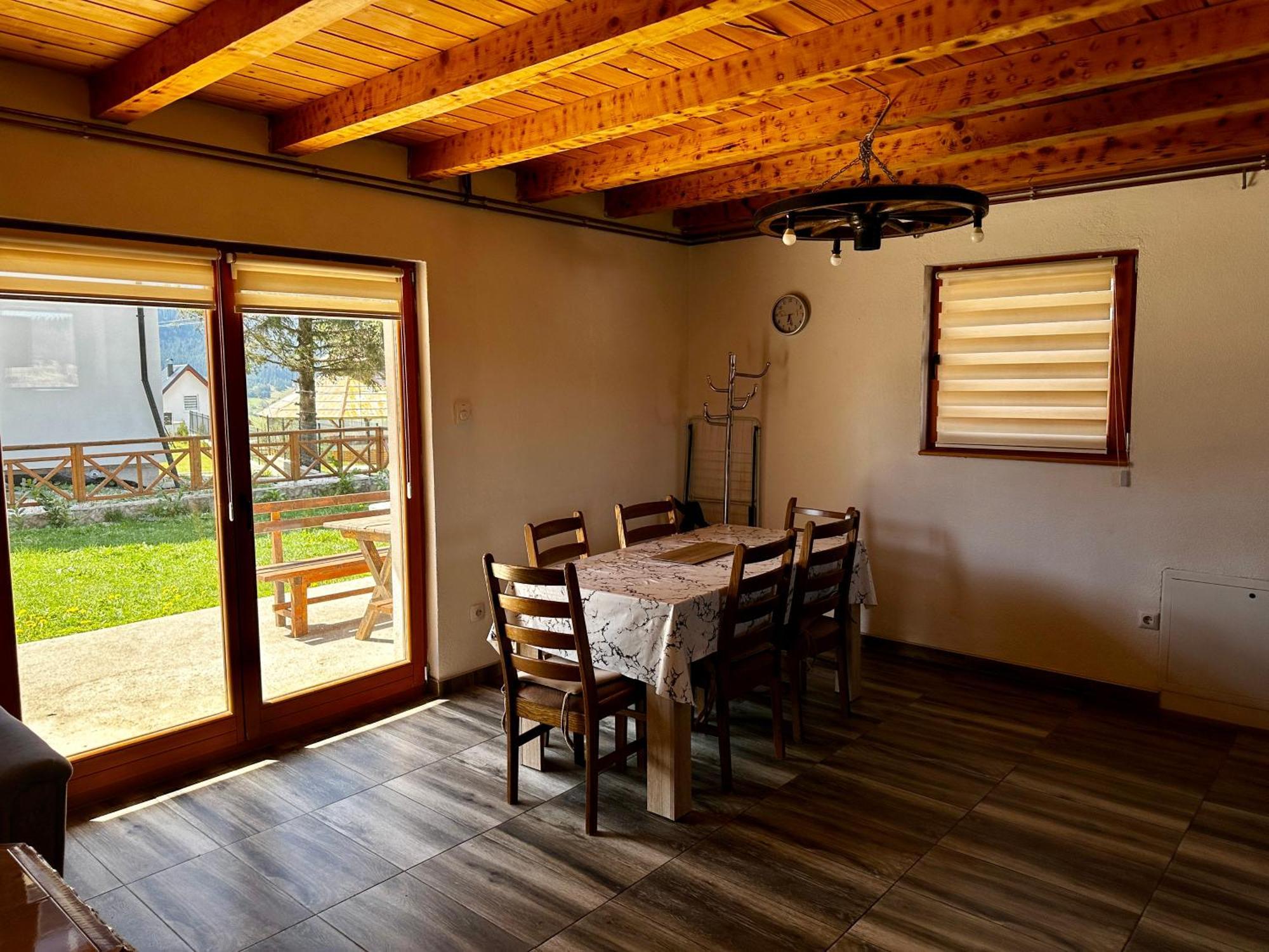 Holiday Home Krajina II ヴラシチ エクステリア 写真