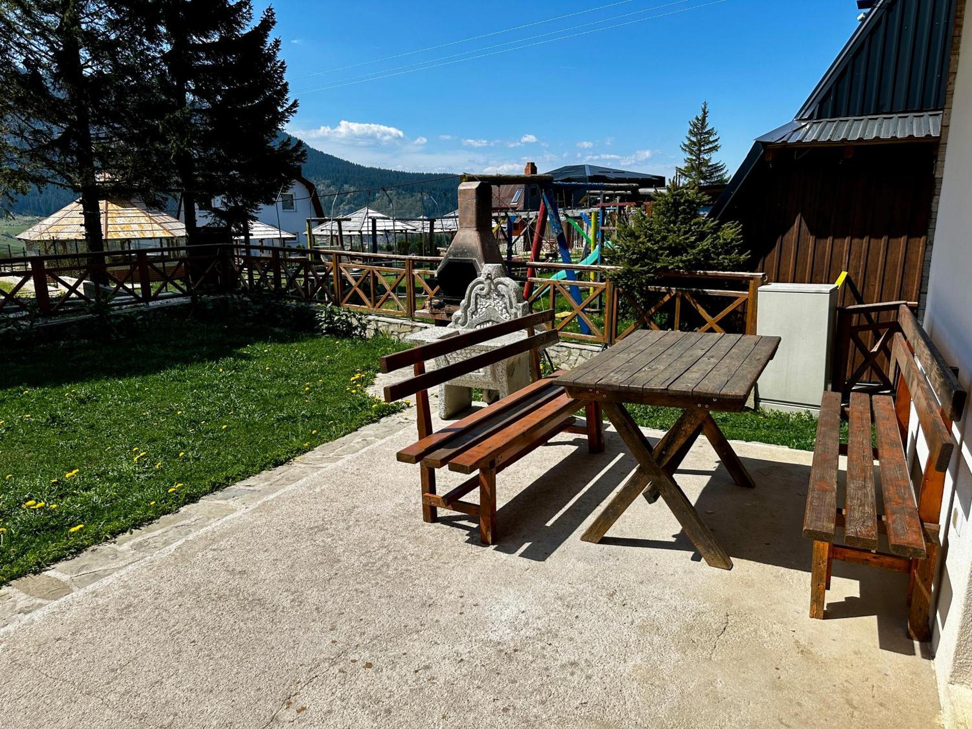 Holiday Home Krajina II ヴラシチ エクステリア 写真